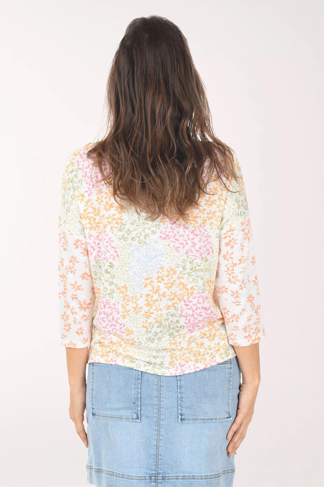 Daffodils Contrasting 3/4 Sleeve Top - Image 3