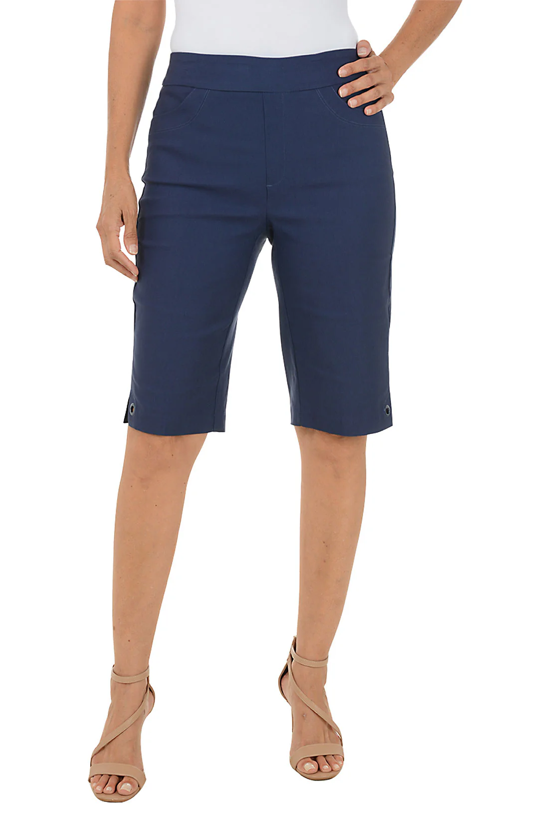 Petite Grommet Hem Pull-On Bermuda Short - Image 8