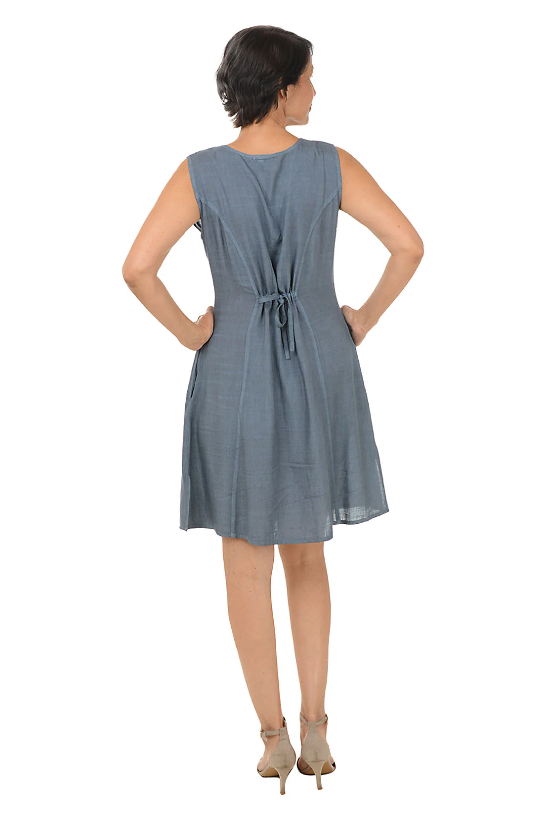 Grey Diamond Embroidery Pleated Sleeveless Dress - Image 3