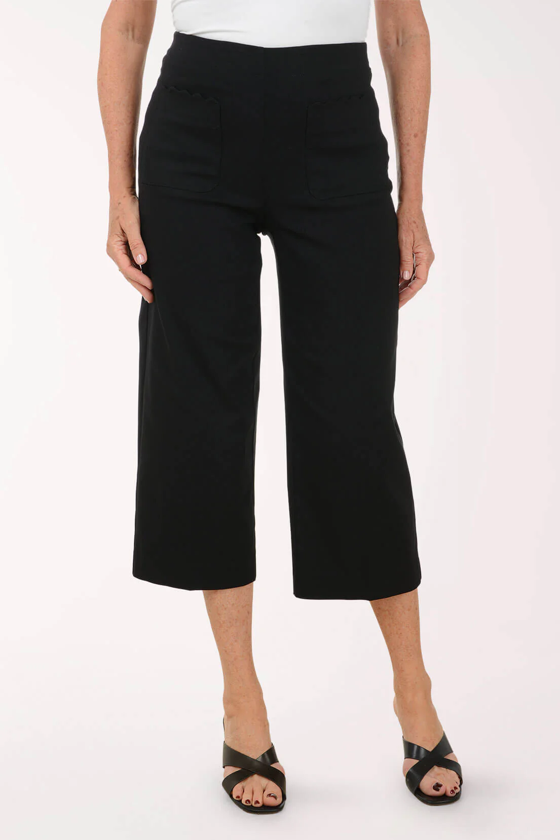 Scalloped Pocket Wide Leg Crop Pant - Image 5