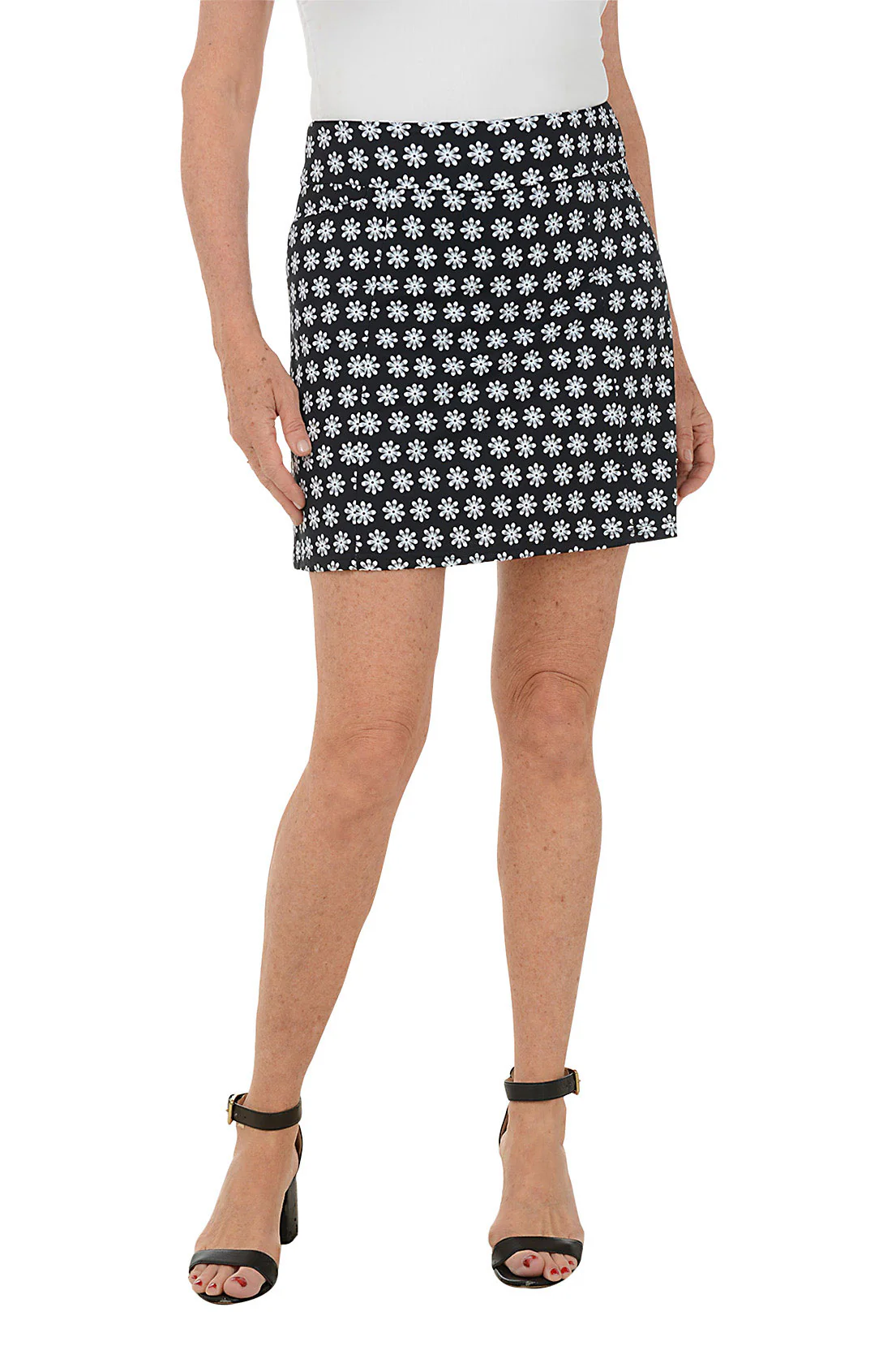 Black Ditsy Daisy Cooling UPF50+ Double Pocket Skort