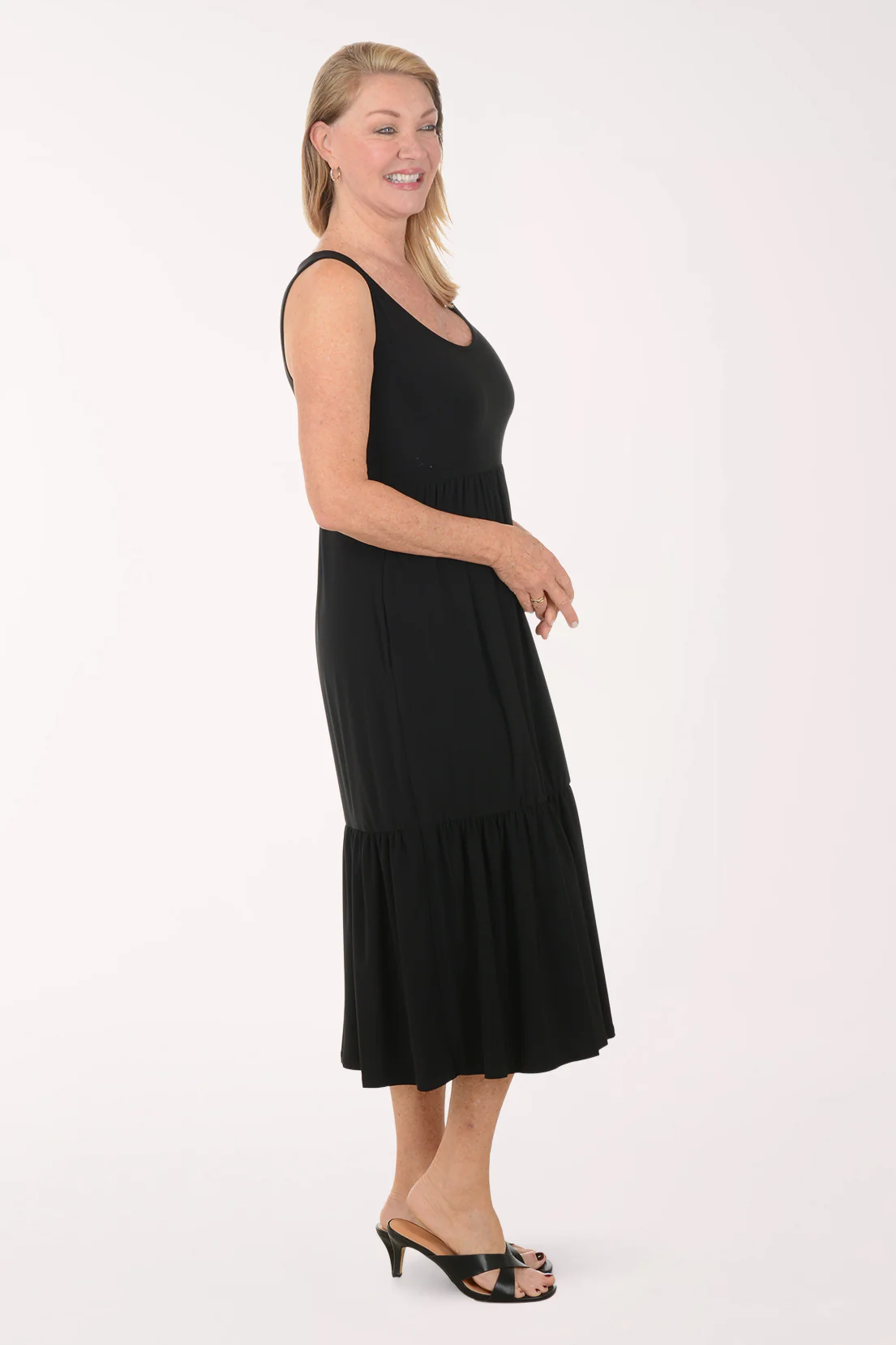 Solid Sleeveless Tiered Maxi Dress - Image 3